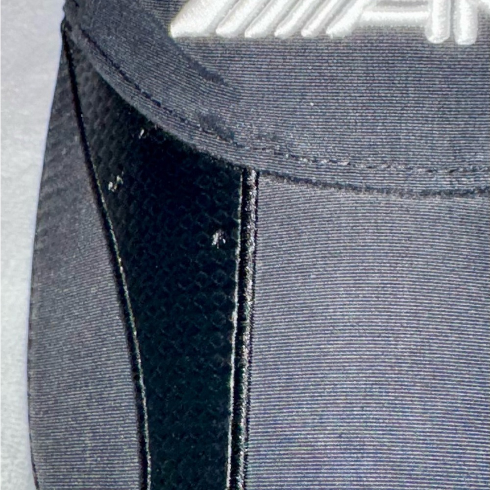 AMG Black Cap - Picture 2 of 8